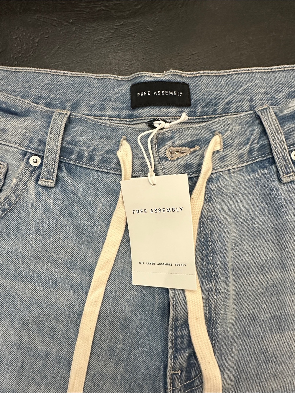 Free Assembly Women's Light Blue Denim Jeans